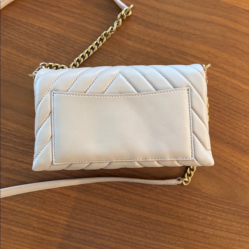 Quince Italian Leather Quilted Wallet Crossbody - Picture 2 of 6